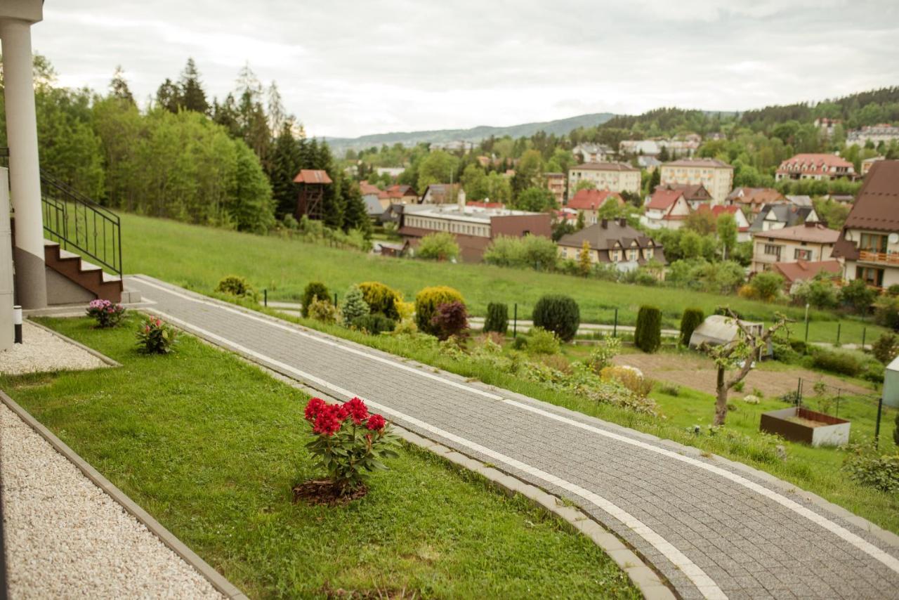 Apartament Sloneczna Rapsodia - Blisko Parku Zdrojowego - Piekny Widok - Ogrod - Taras Rabka-Zdrój Esterno foto